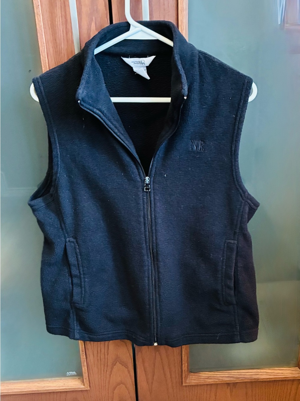 Northern Reflections Black Fleece Vest